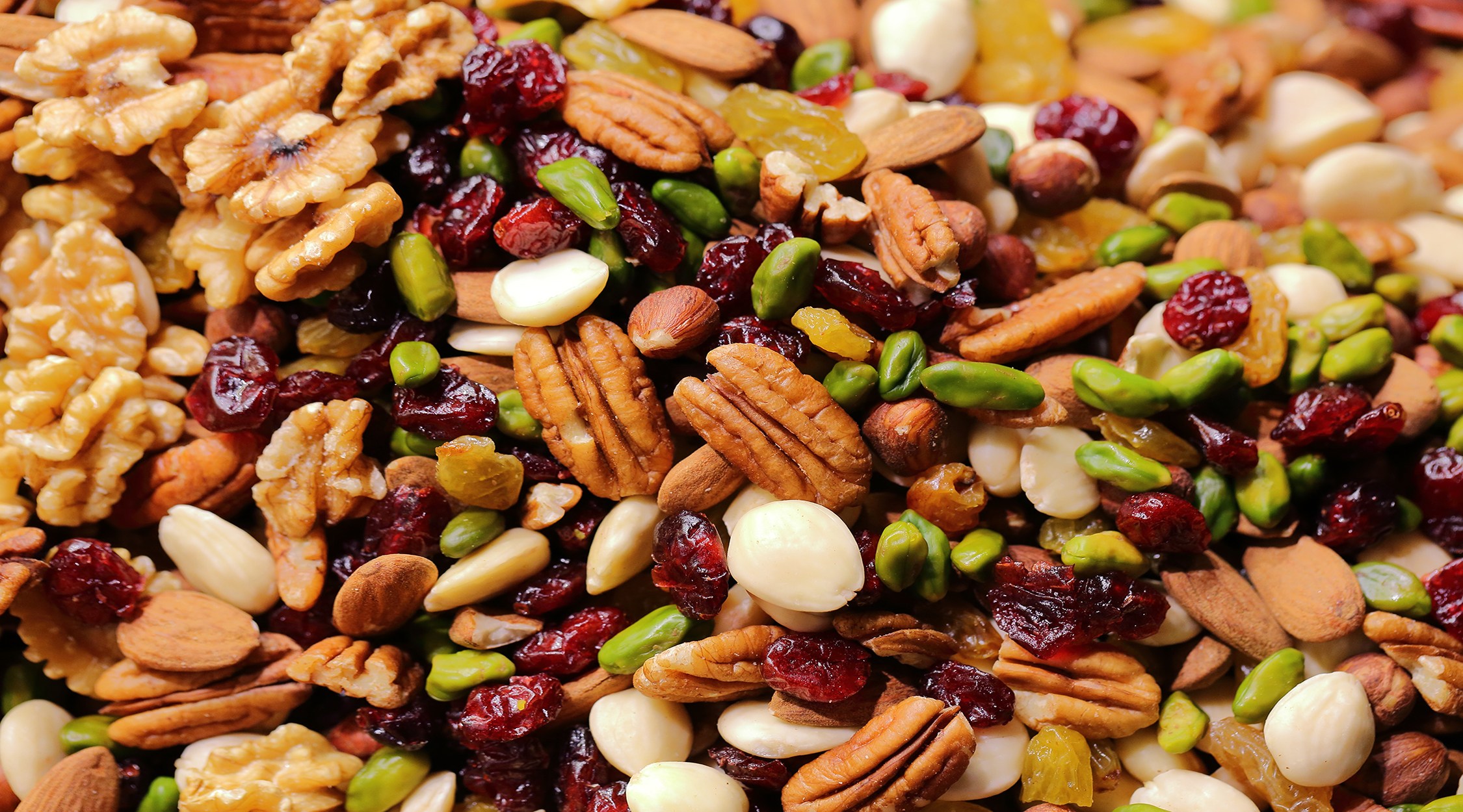 La frutta secca per grandi e piccini La Trentina