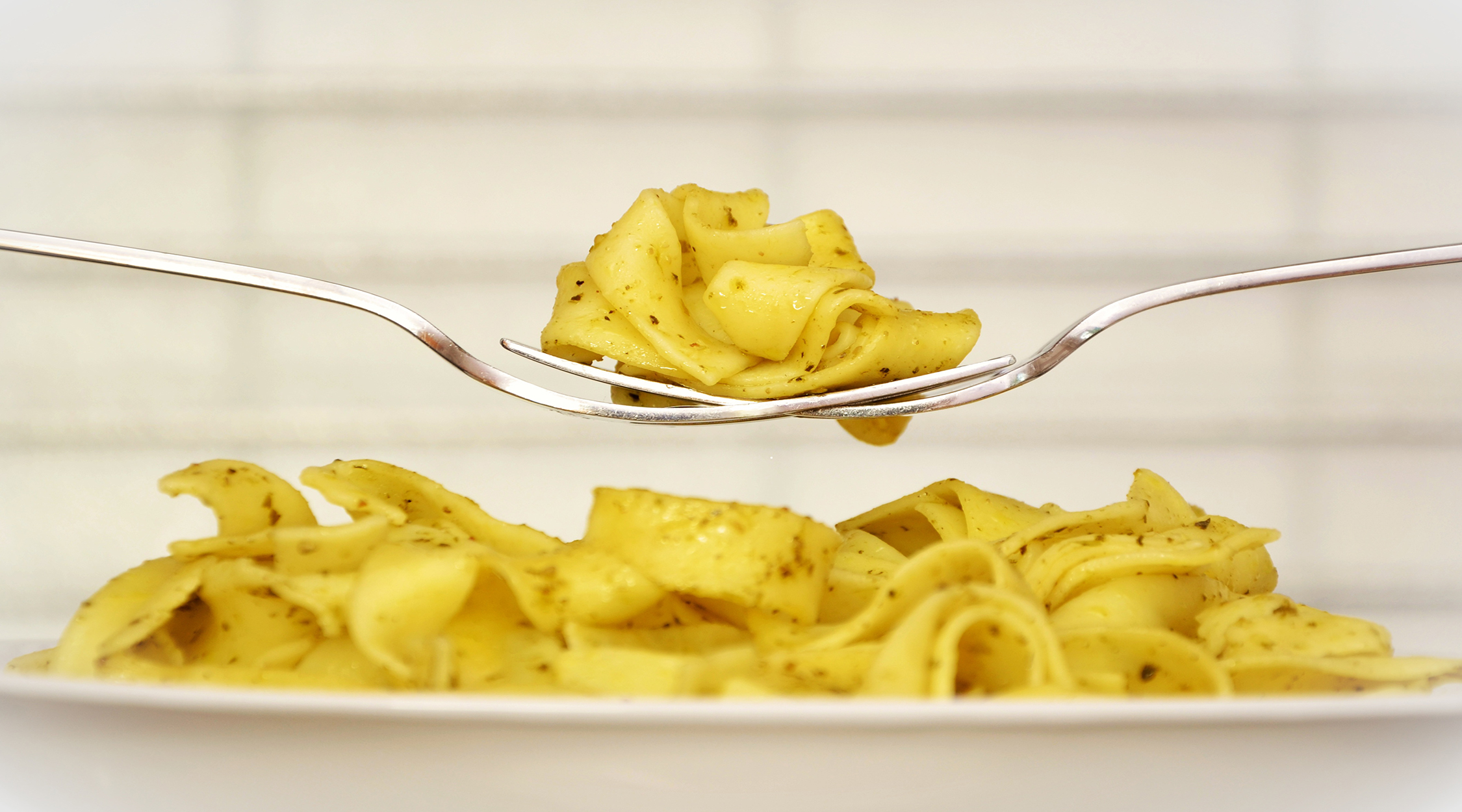 tagliatelle agli asparagi 2250