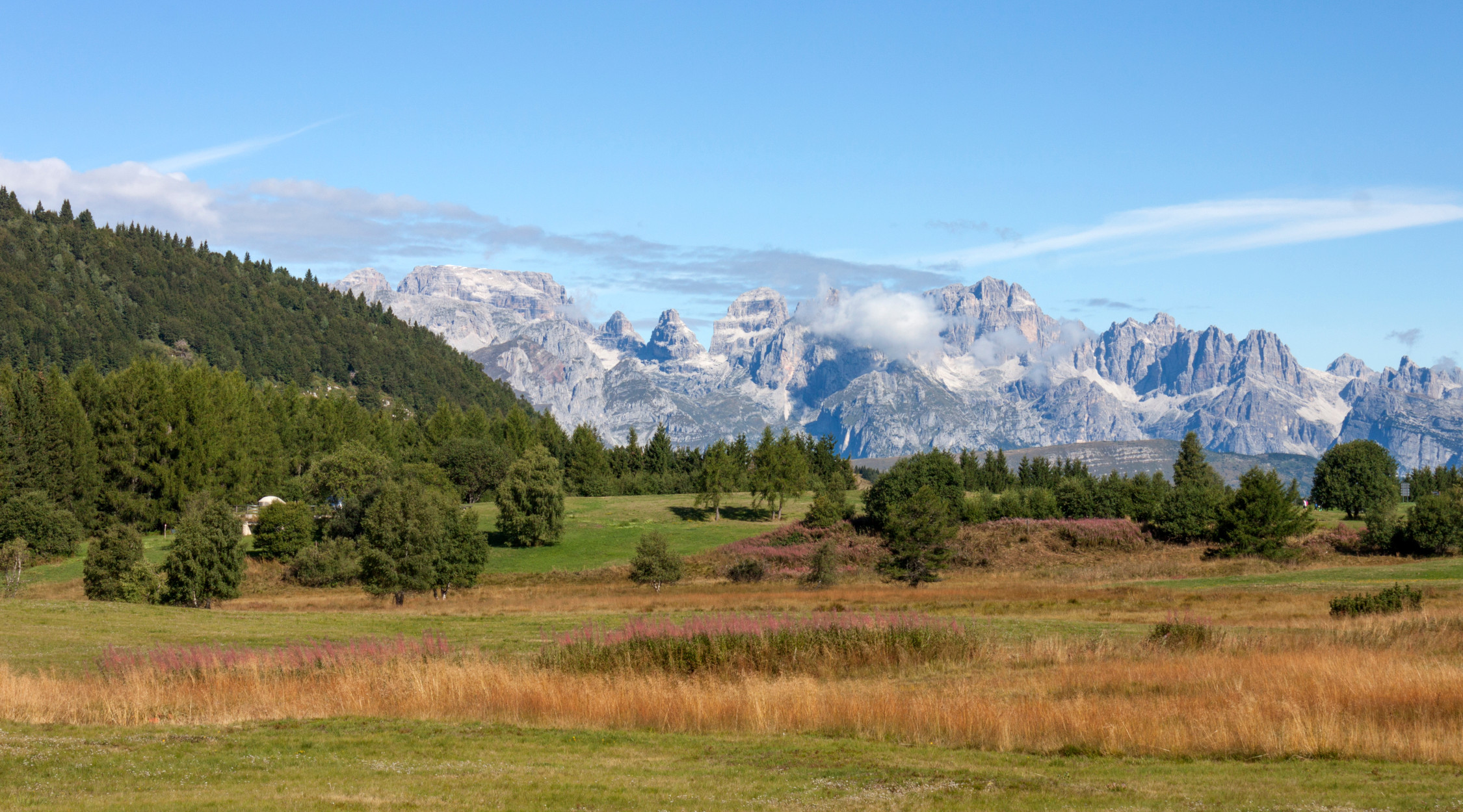 La Trentina | Hotel Montana | Piana delle Viote | Bondone