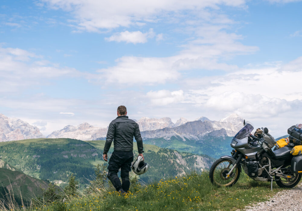 In sella alla moto alla scoperta del Trentino